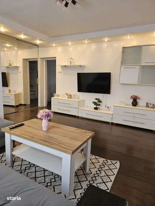 Apartament de vanzare, 2 camere, 50 mp, zona centrala! — fotografia 1