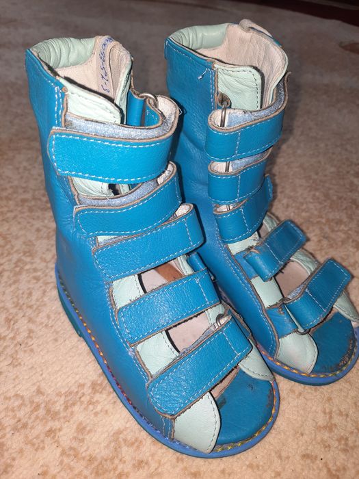 Ортопедические обуви