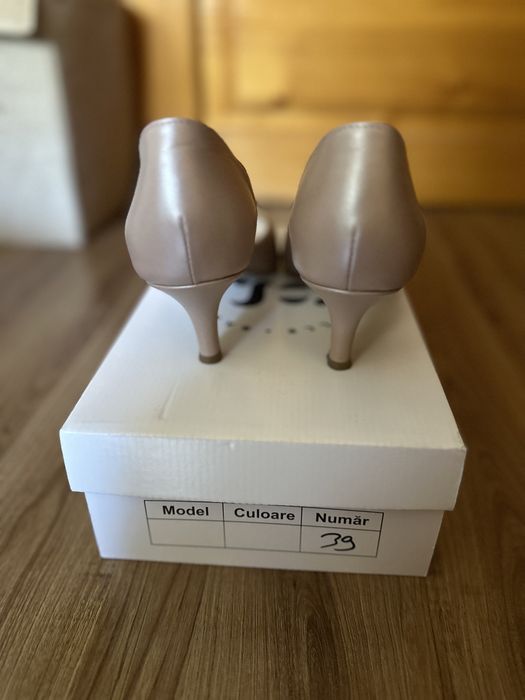 Pantofi Gazzelle Nude sidefat