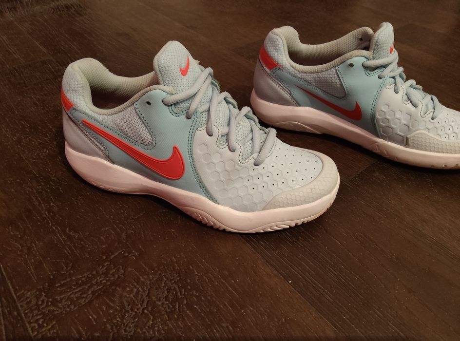 Оригинални маратонки Nike Air Zoom Resistance