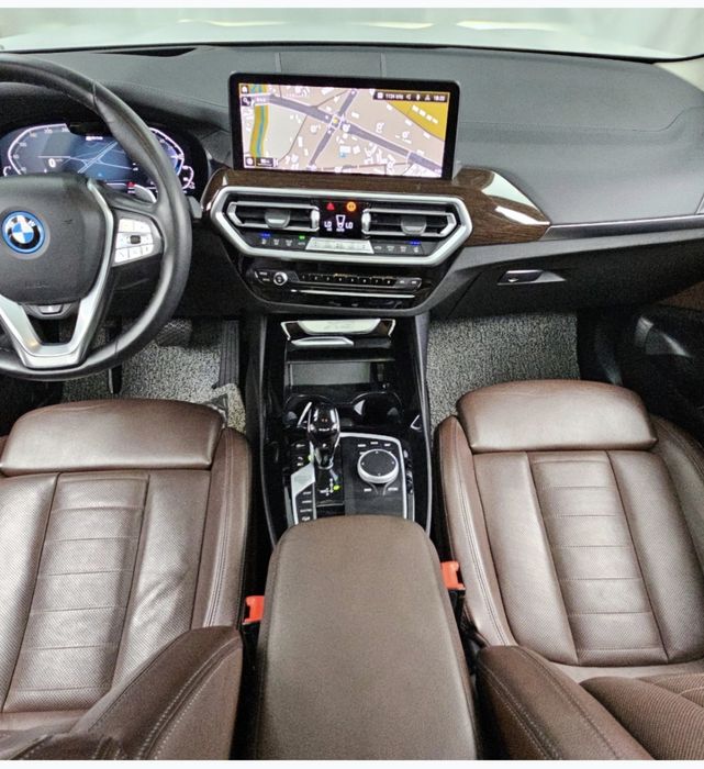 BMW X3 xDrive30e 2022 • Гибрид