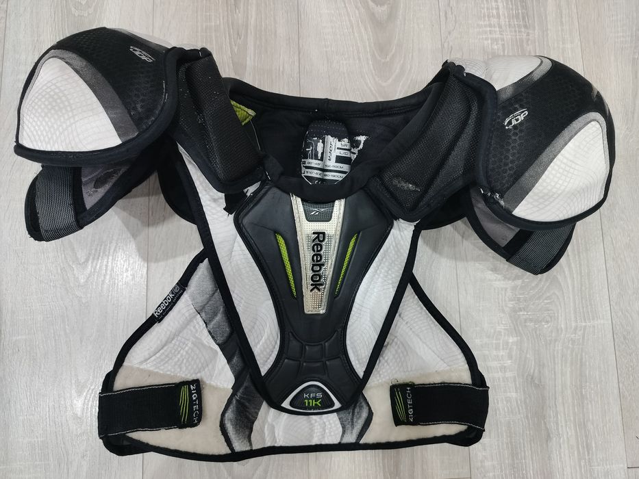 Хоккейная  форма