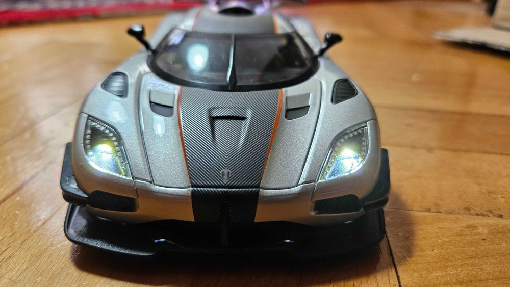 Macheta Koenigsegg ONE 1 1/24