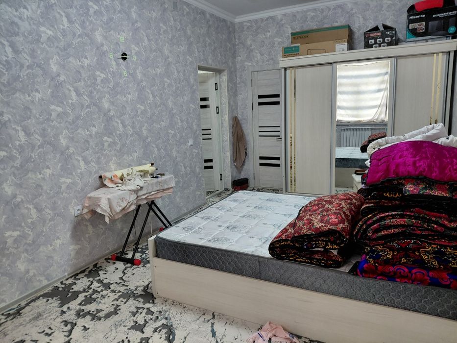 Uy bor zudlik bilan sotiladi 74 kv 2 xonali 37 300$ kami bor