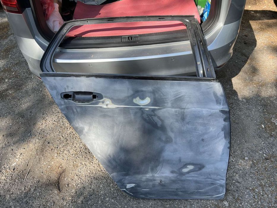 Врата задна дясна за VW Golf 7