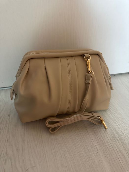 Мини бежова парти чанта