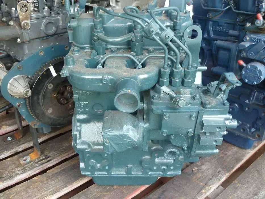 Motor complet Kubota D750 - Piese de motor Kubota