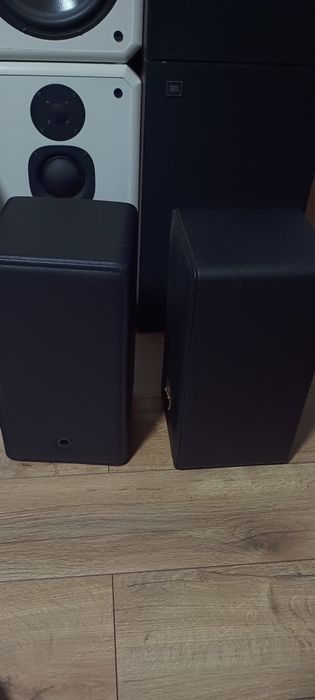 Boxe de top îmbrăcate în piele Graetz ITT JBL Canton heco Onkyo