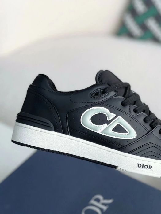 CD B57 / Light Grey / Black / Grey