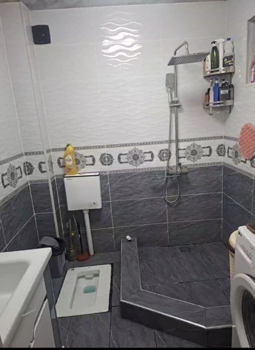 Ангрен шахар 6/4 дахада 2 каватли котеж  сотилади