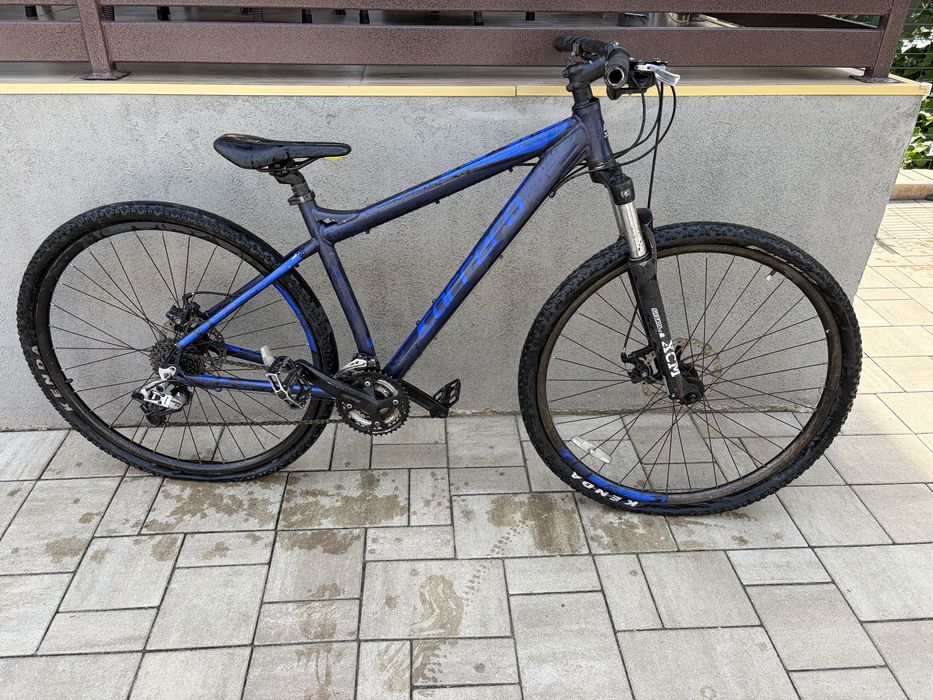 Bicicleta Carrera Hellcat 29”