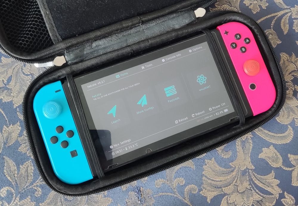 Nintendo Switch (v1 hekate\atmosphere + jig)