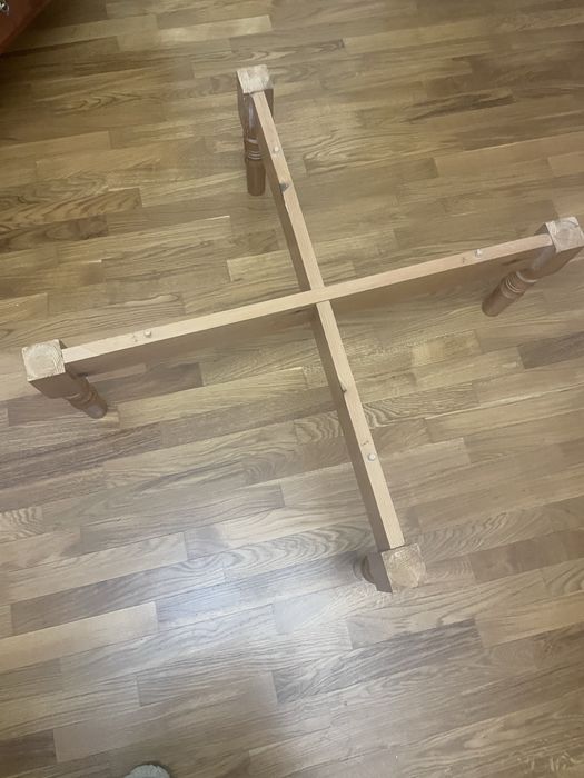 Стол круглый казахский дерево