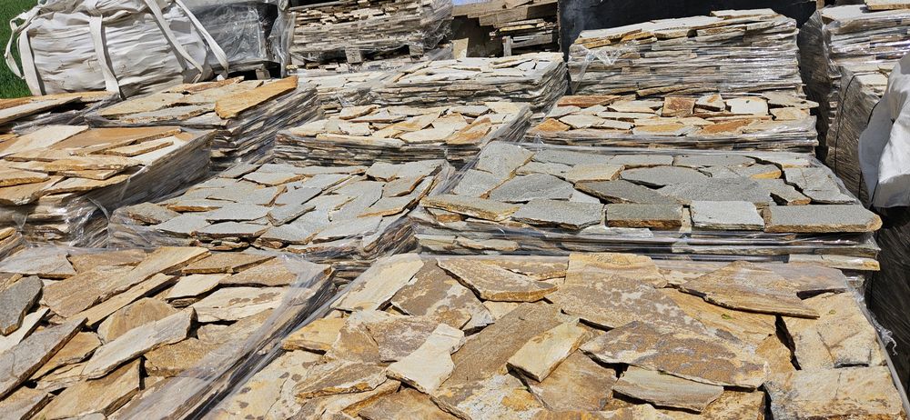 Piatră naturală diversă