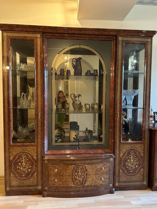 Продам итальянскую гостиную