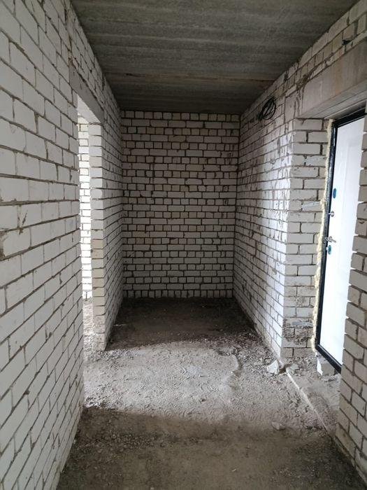 Продам 1-ком кватиру.  55кв.м.