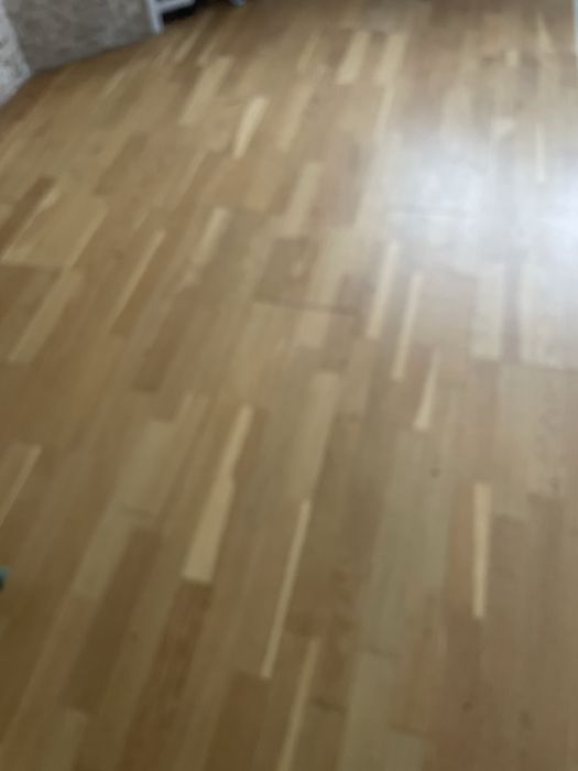 Vand parchet lemn masiv stratificat