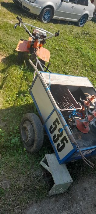 Motocultor cu remorcă și accesorii!