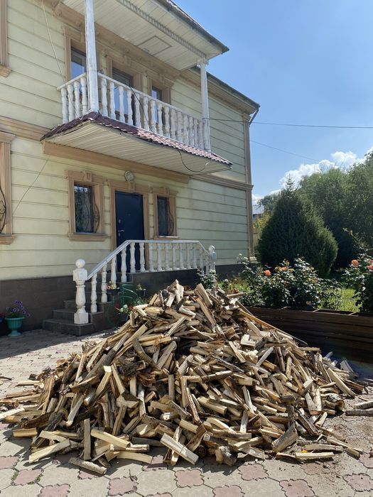 Продам Дрова доставка есть