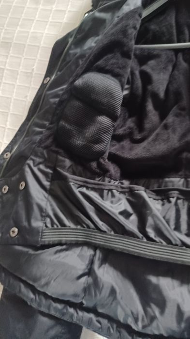 Страхотно топло зимно водоустойчиво черно дамско яке