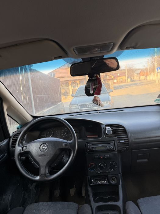 Vand opel zamfira pret 5500