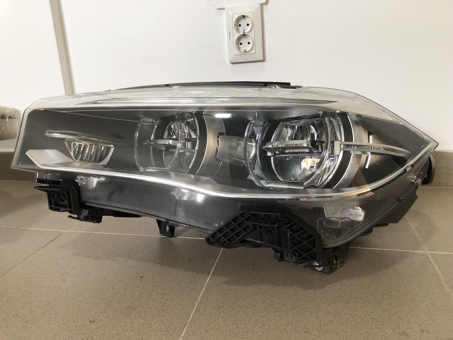 Far stanga/dreapta bmw x5 F15, x6 f16 Full led adaptiv