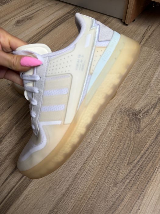 Оригинални мъжки кецове adidas Forum Tech Boost White! 42 н