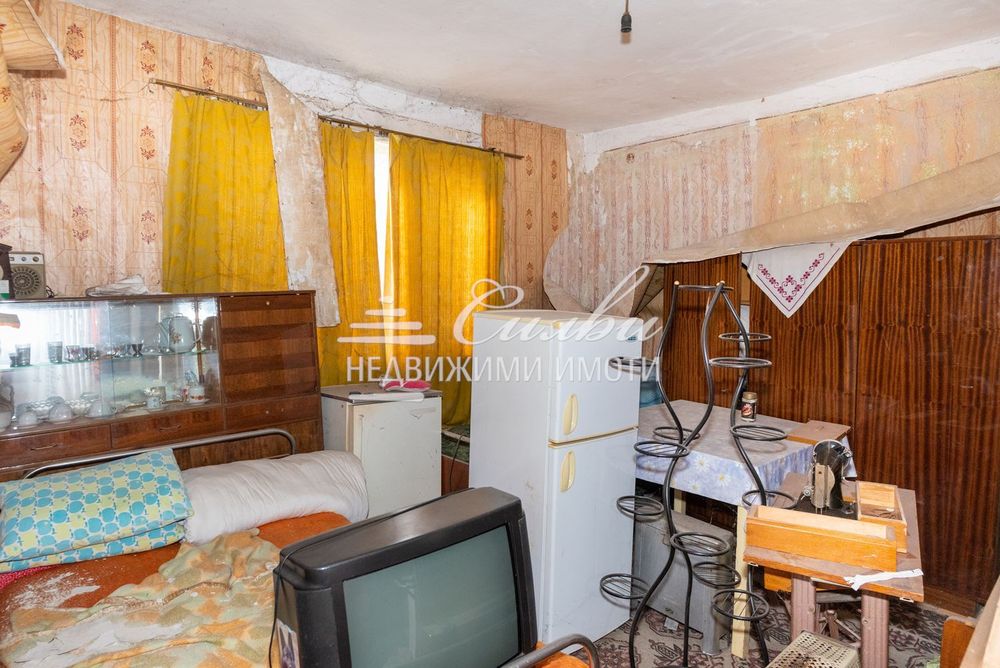 Самостоятелна едноетажна КЪЩА - кв. Дивдядово!