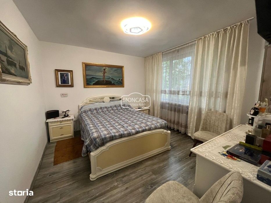 Apartament 3 camere zona Marchian , etaj 1