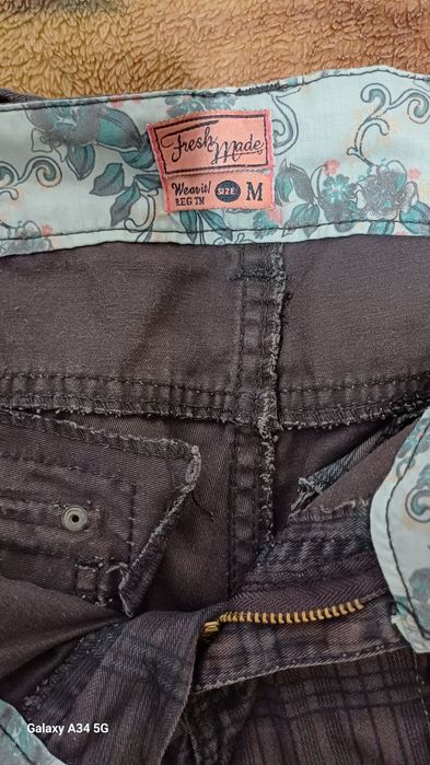 Pantaloni 1/3(trei sfertuti)- dama