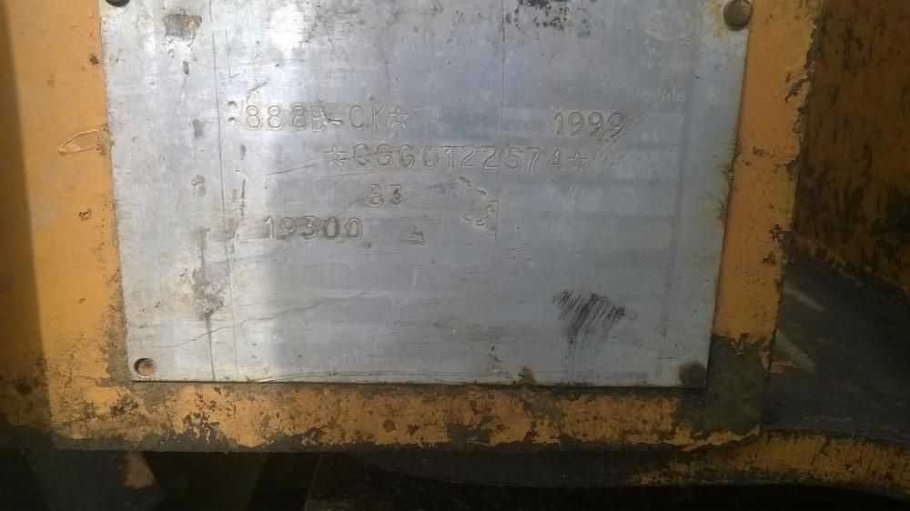 Dezmembrez  excavator Case Poclain 888B-piese de schimb Case