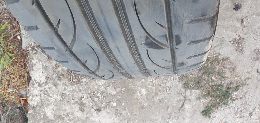 2x Hankook Ventus V12 245/45/18