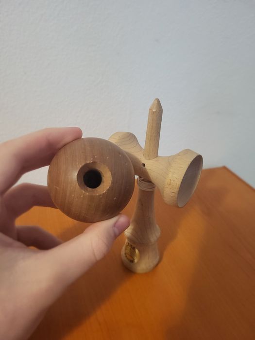 Vând Kendama Ozora
