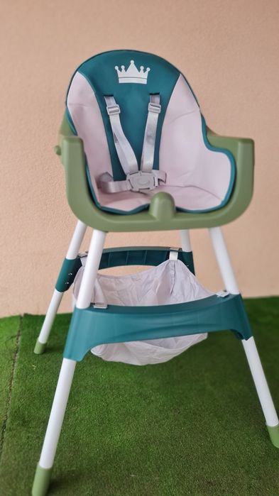 Scaun de masa bebelusi