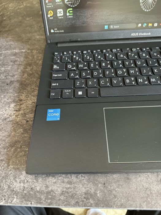 Asus vivobook 8/256gb ideal