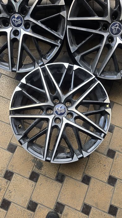 245/45/R19 BYD Han L radnoy disk