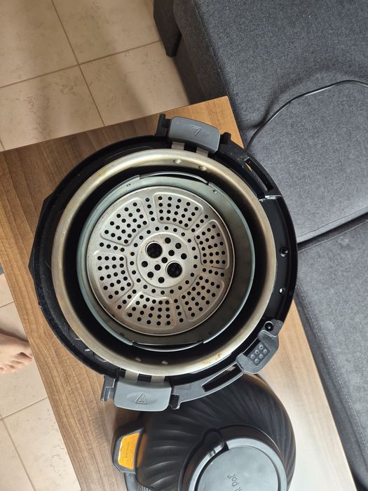 Instant Pot PRO CRISP + AIR FRYER комбиниран еър фрайър мултикукър