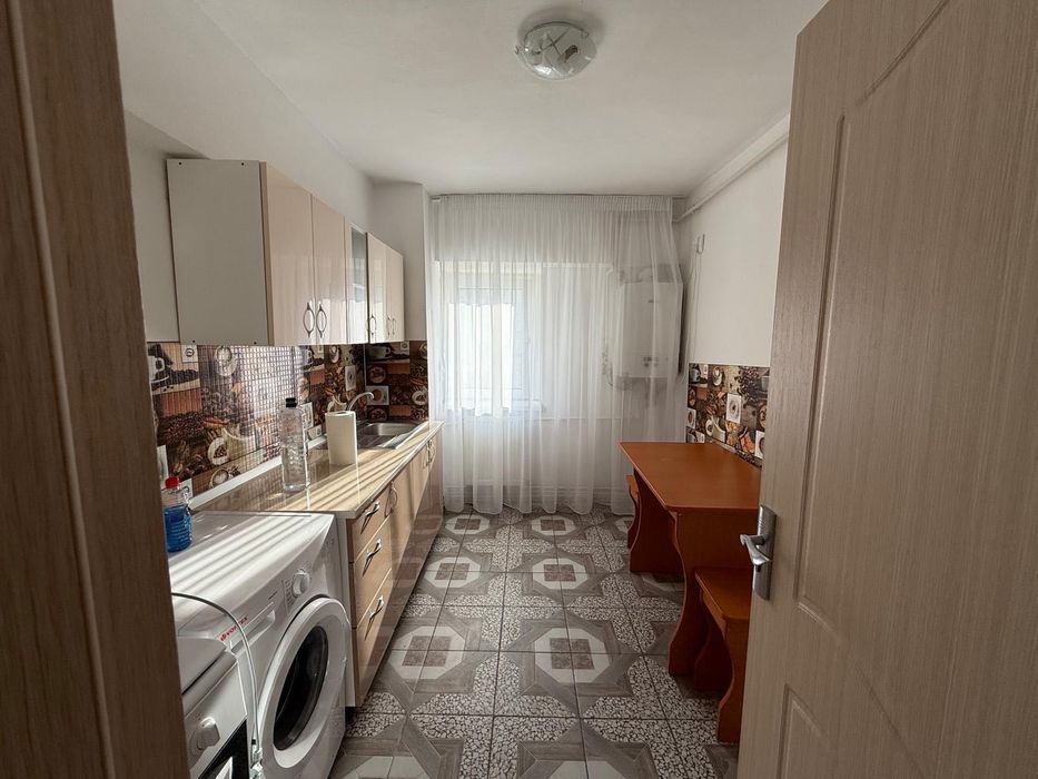 Inchiriez apartament 2 camere ultracentral Targoviste