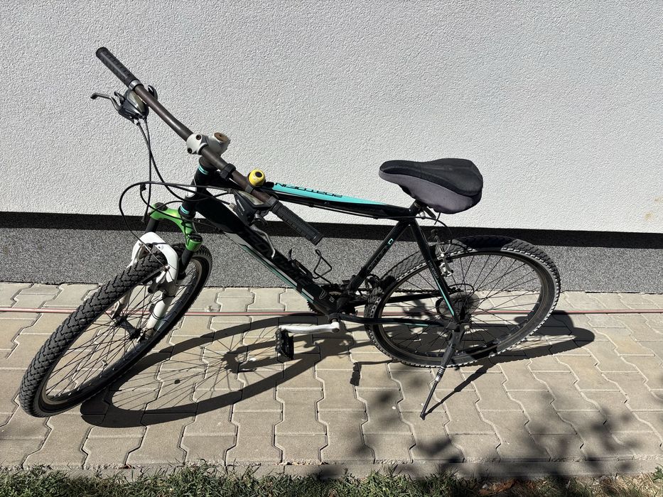 Se vinde  bicicleta