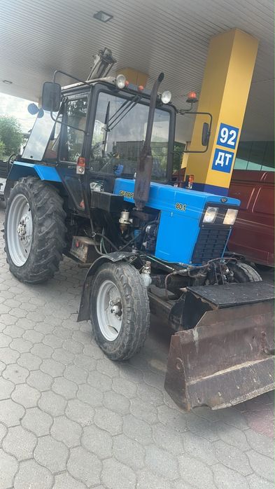Продам трактор бургям