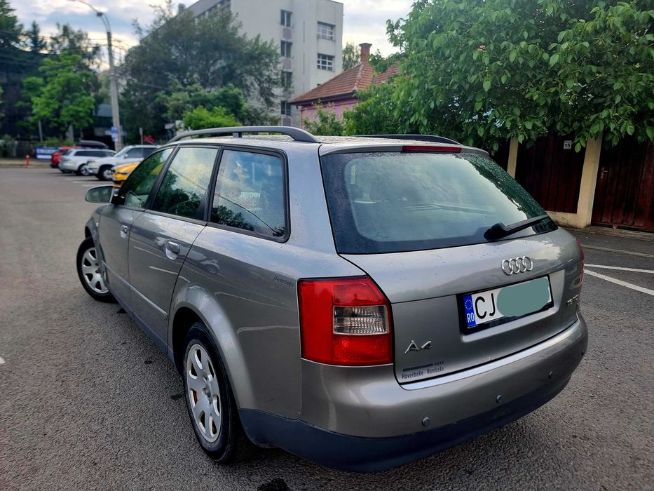 AUDI A4 2004 — imagine 3