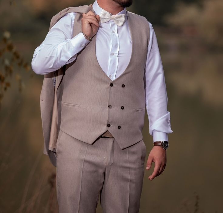 Мъжки костюм на ZARA размер L