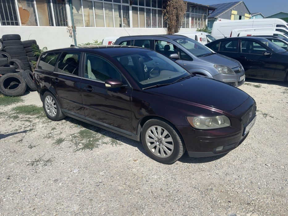 Продавам VOLVO V50