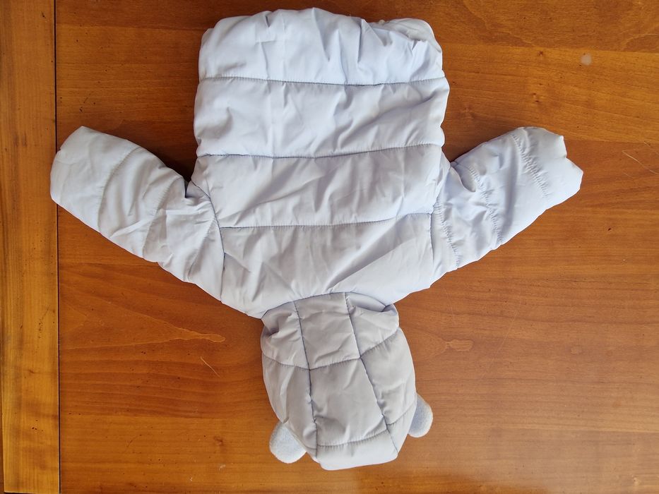 2 Jachete bebelus Benetton mas 62 si 68