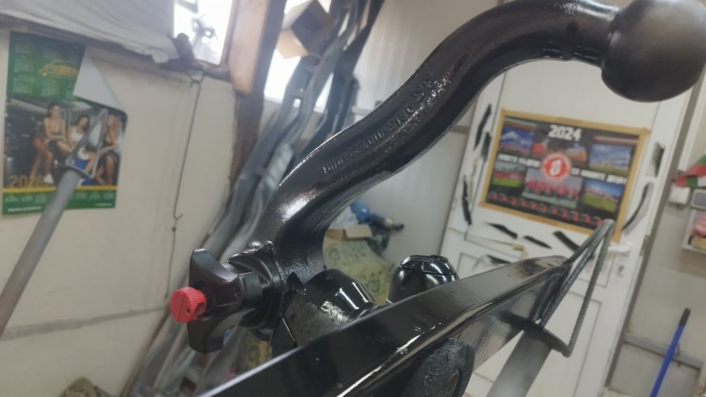 Теглич за Мерцедес W202 и W210