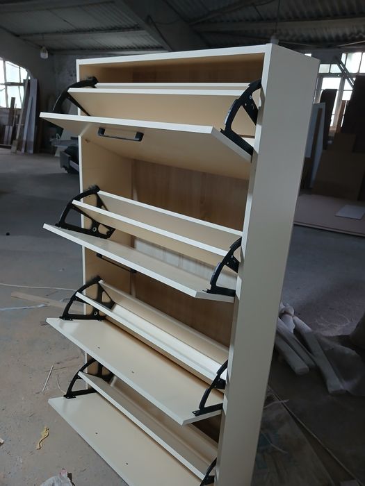 Oyoq kiyim uchun mebel