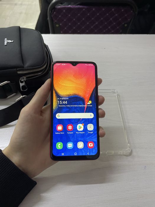 Продам Самсунг А10 32gb
