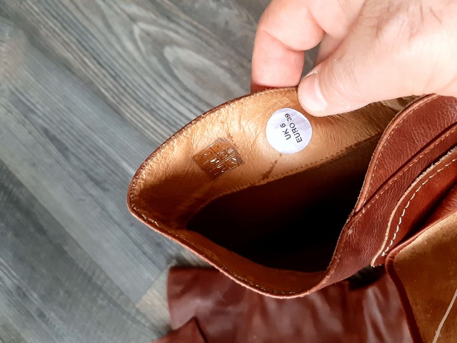 Продавам дамски ботуши 39 номер естествена кожа