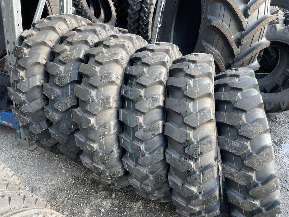 Anvelope noi 10.00-20 cu 16 pliuri marca BKT pentru excavator