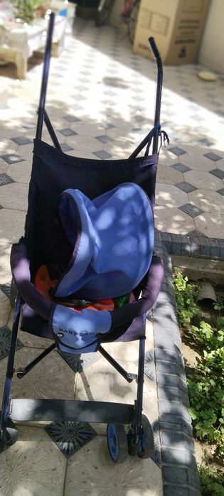 Коляска трост в хорошем состоянии